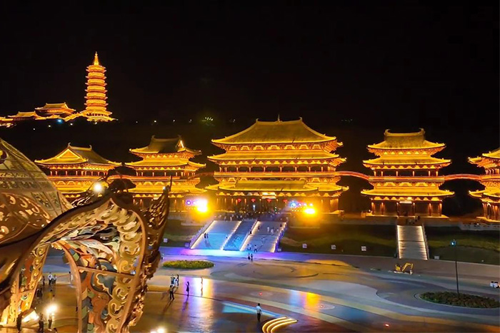 你是不是覺(jué)得景區(qū)人氣不夠旺？試試燈光亮化！